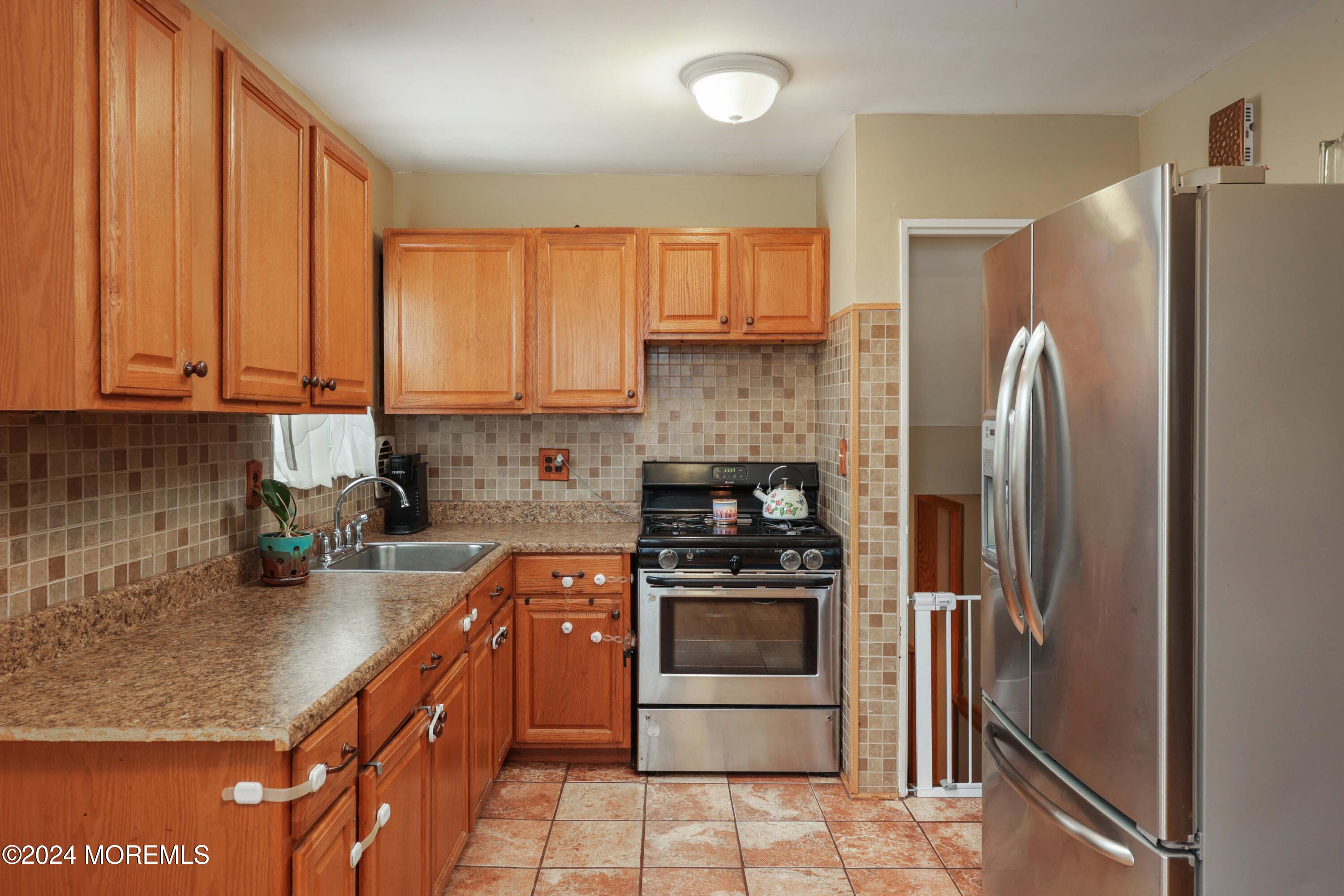 204 West Hill Road Colonia, NJ 07067 - Photo 14 of 39 758A9883