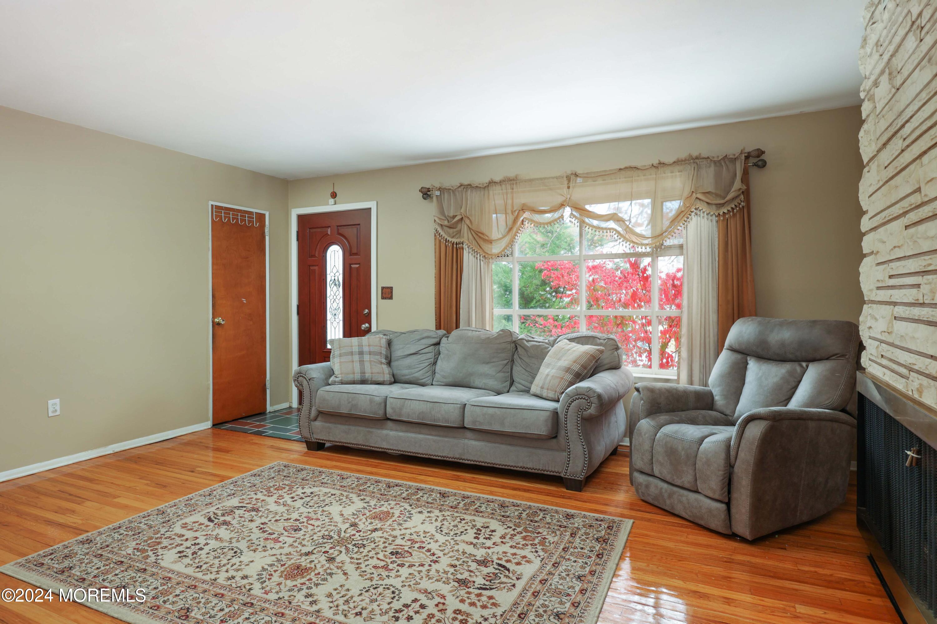 204 West Hill Road Colonia, NJ 07067 - Photo 7 of 39 758A9832