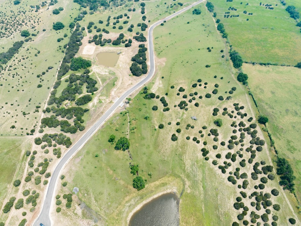 10 Becky Lane Bertram, TX 78605 - Photo 3 of 9 a bathroom with a bathtub