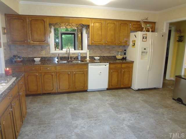 4409 Pamlico Drive Raleigh, NC 27609 - Photo 10 of 25 Photo 10