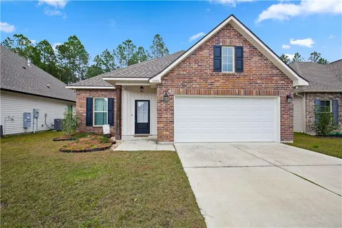 $275,000 | 11552 Woodbluff Drive, Covington, LA 70433