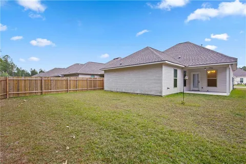$265,000 | 11552 Woodbluff Drive, Covington, LA 70433
