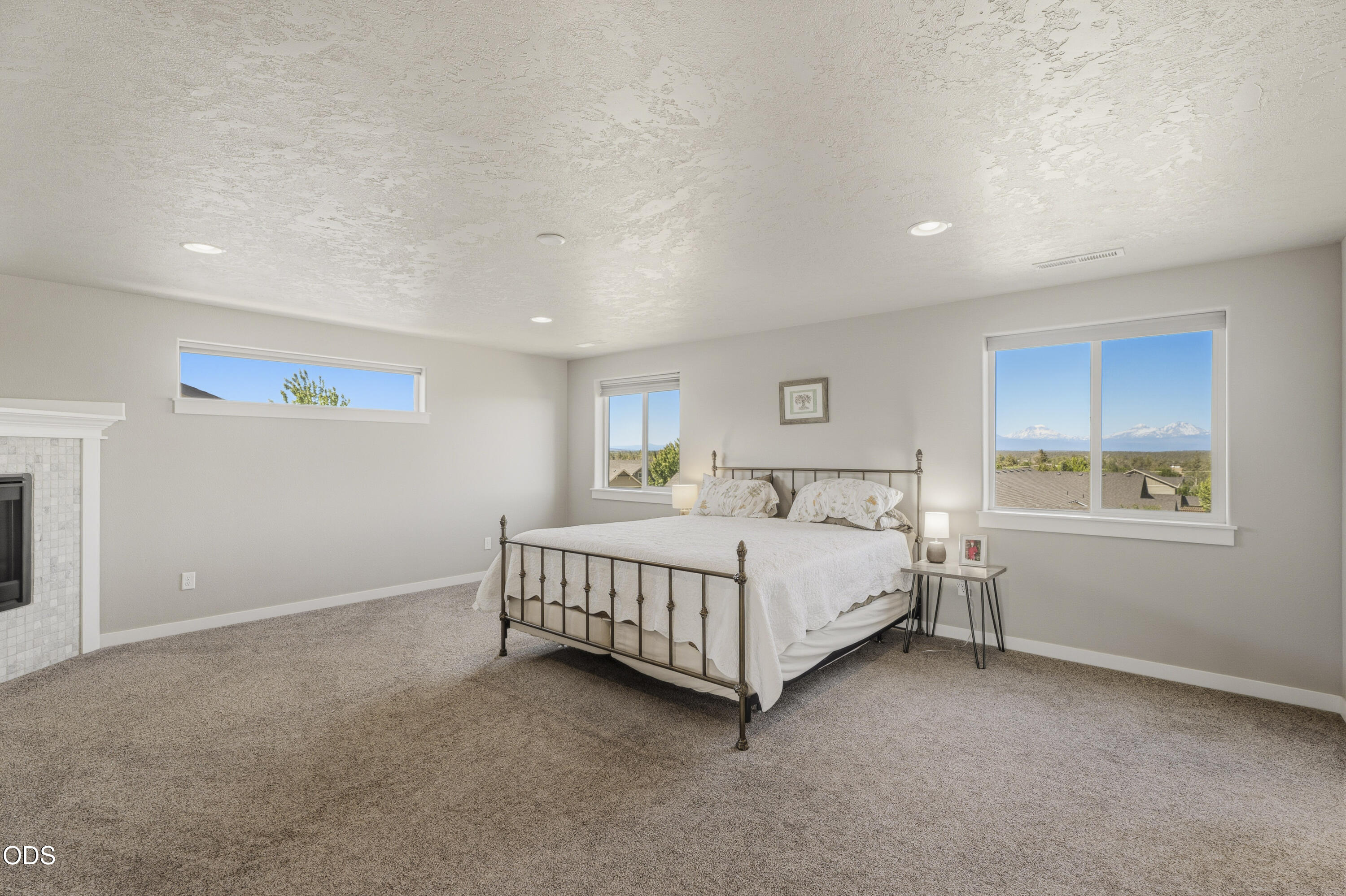 2859 Southwest 47th Street Redmond, OR 97756 - Photo 21 of 63