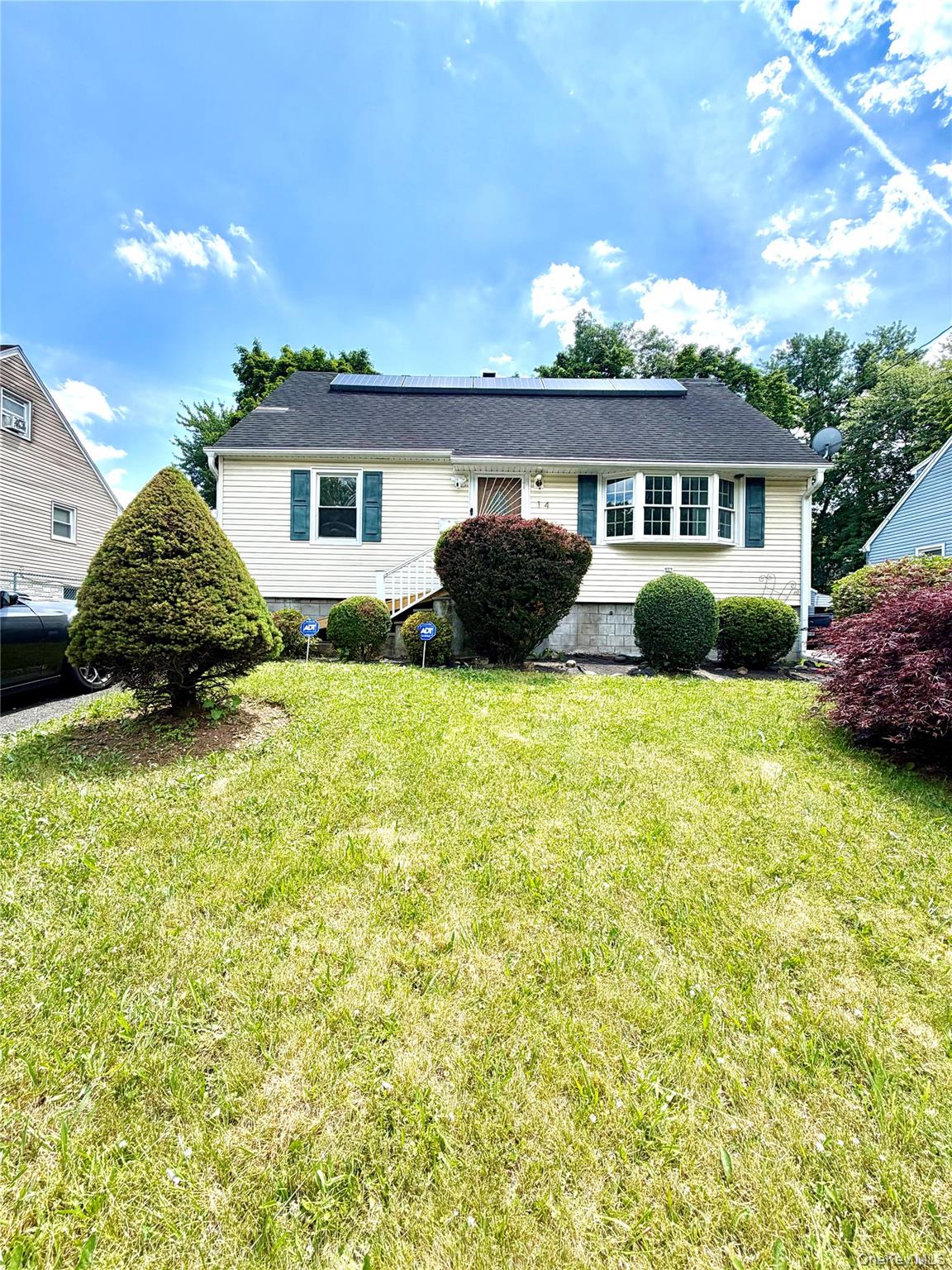14 East Hickory Street Spring Valley, NY 10977 - Photo 1 of 21