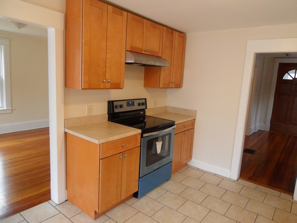 16 Greenfield Road Montague, MA 01351 - Photo 8 of 27 Gallery Image 8