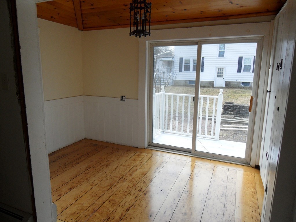 16 Greenfield Road Montague, MA 01351 - Photo 10 of 27 Gallery Image 10