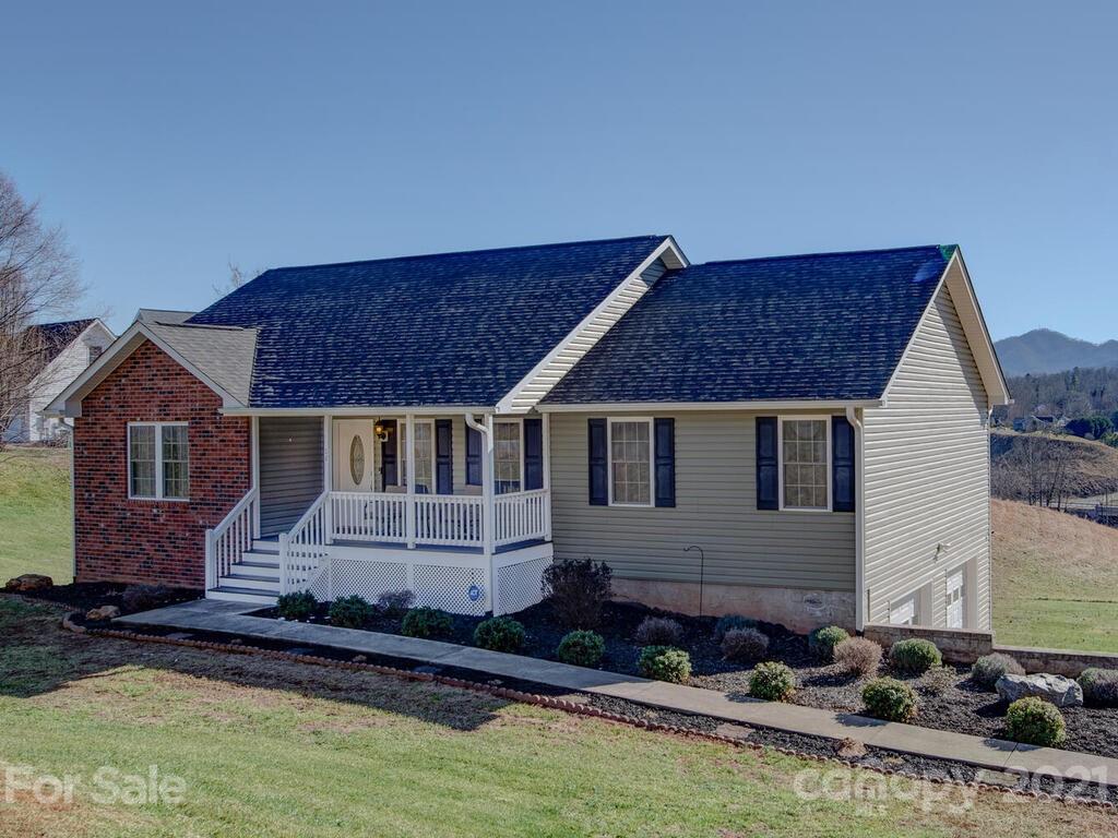 62 Lawson Ridge Road Leicester, NC 28748 - Photo 2 of 46 Gallery Image 2