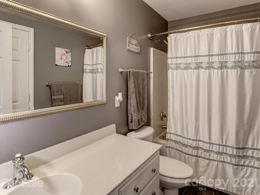 62 Lawson Ridge Road Leicester, NC 28748 - Photo 18 of 46 Gallery Image 18