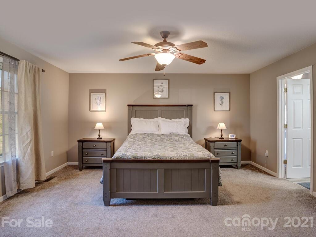 62 Lawson Ridge Road Leicester, NC 28748 - Photo 21 of 46 Gallery Image 21