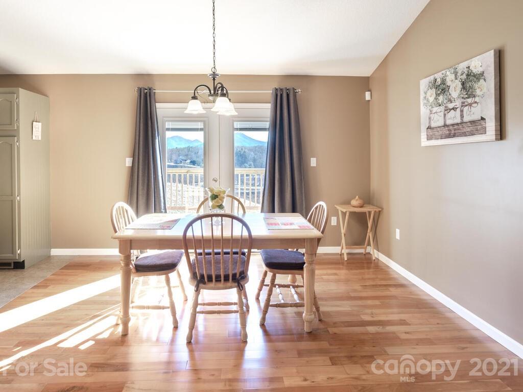 62 Lawson Ridge Road Leicester, NC 28748 - Photo 10 of 46 Gallery Image 10