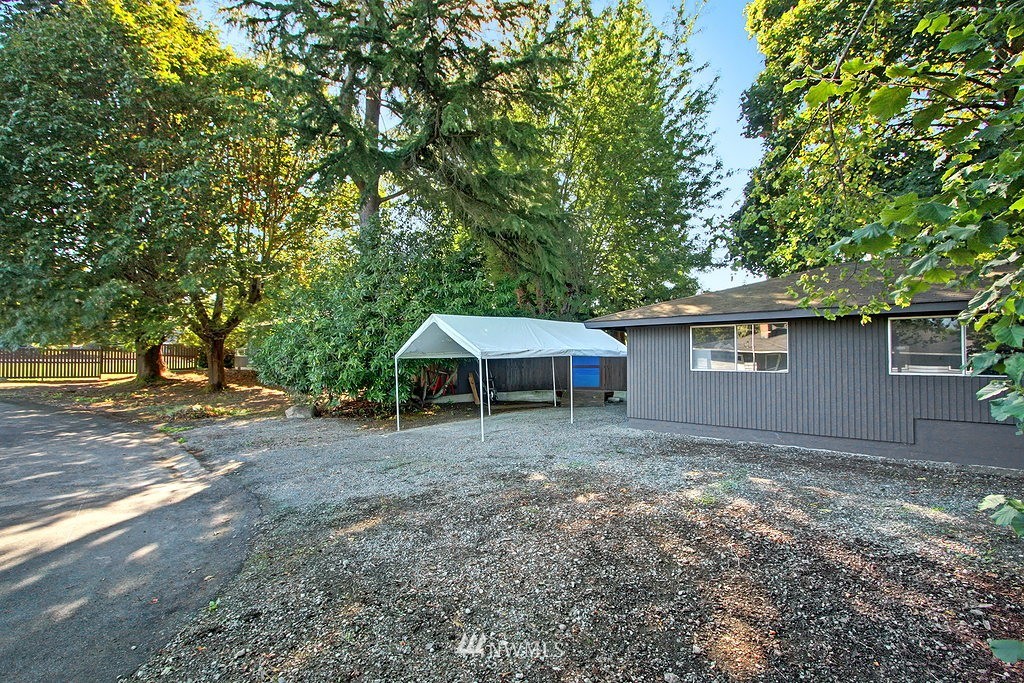 2113 Dayton Avenue Northeast Renton, WA 98056 - Photo 20 of 21