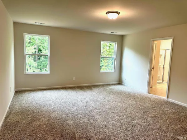 $2,399 | 7111 Stratified Court, Mebane, NC 27302