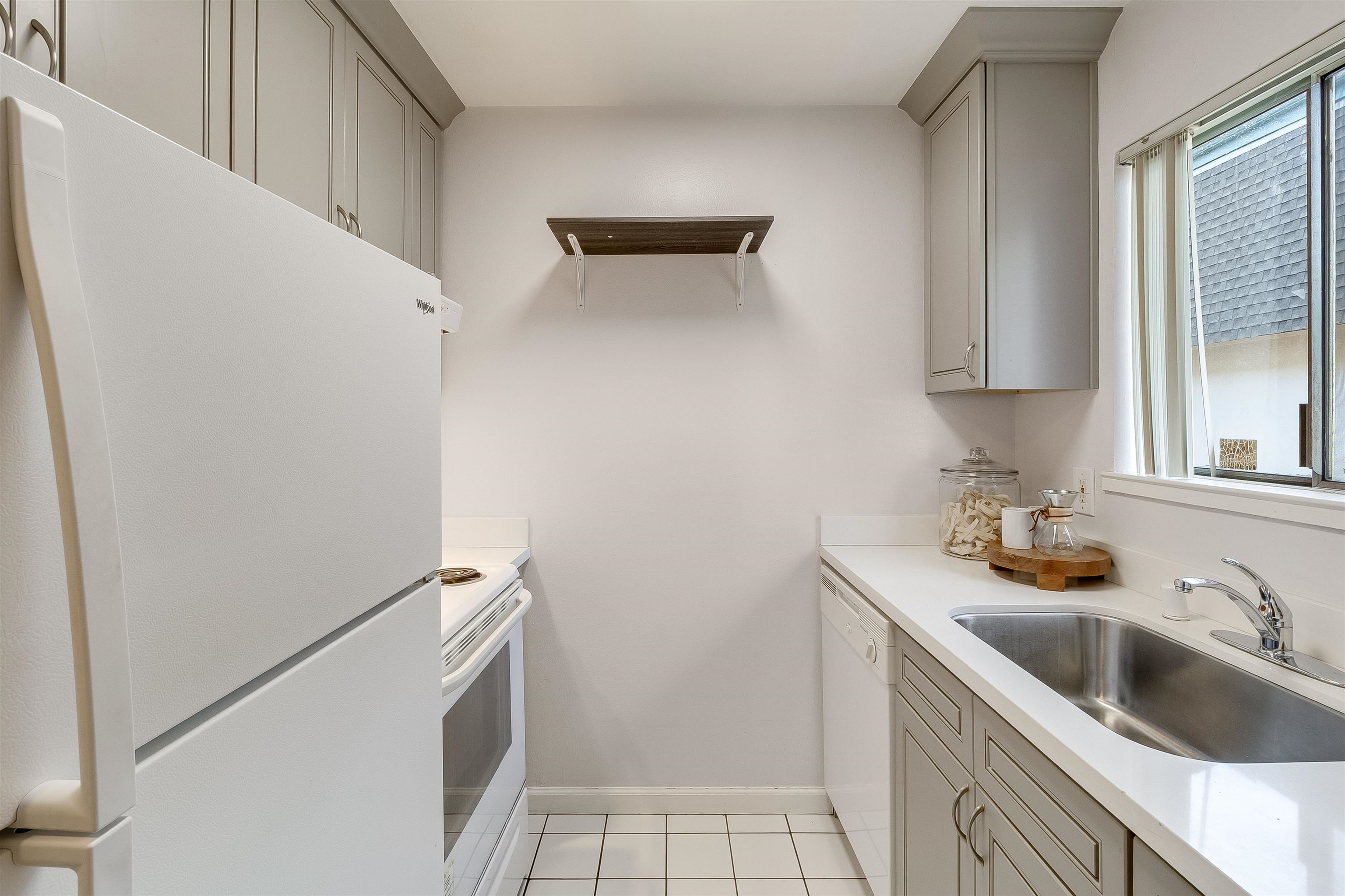 3905 Clayton Road, Unit 37 Concord, CA 94521 - Photo 4 of 23