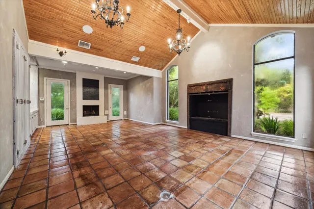 $4,075,000 | 11640 Greenbay Drive, Bunker Hill Village, TX 77024