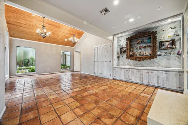 $4,075,000 | 11640 Greenbay Drive, Bunker Hill Village, TX 77024