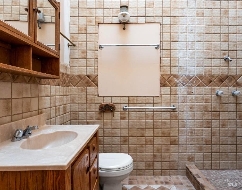 36955 Eureka Stagecoach Road Willits, CA 95490 - Photo 27 of 46 a bathroom with a sink and a toilet