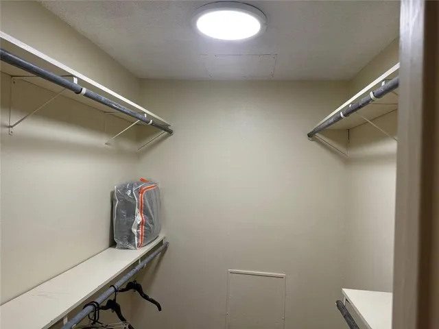 $995 | Undisclosed Address, Metairie, LA 70003