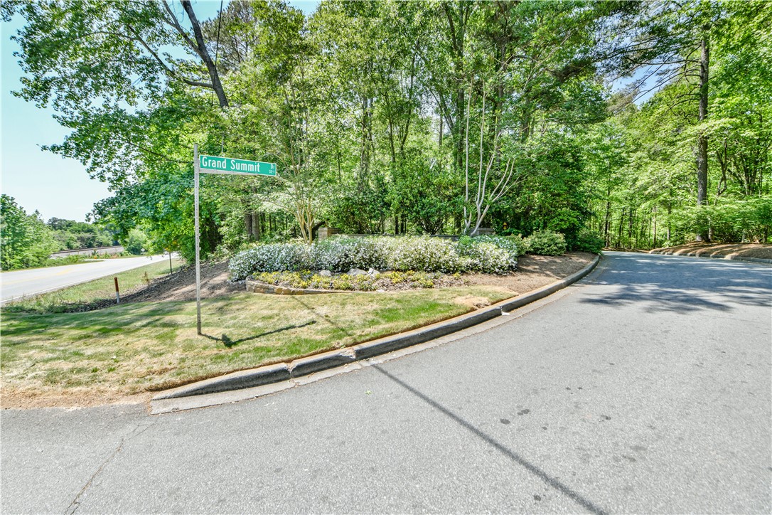 806 Bright Leaf Court Seneca, SC 29672 - Photo 28 of 32