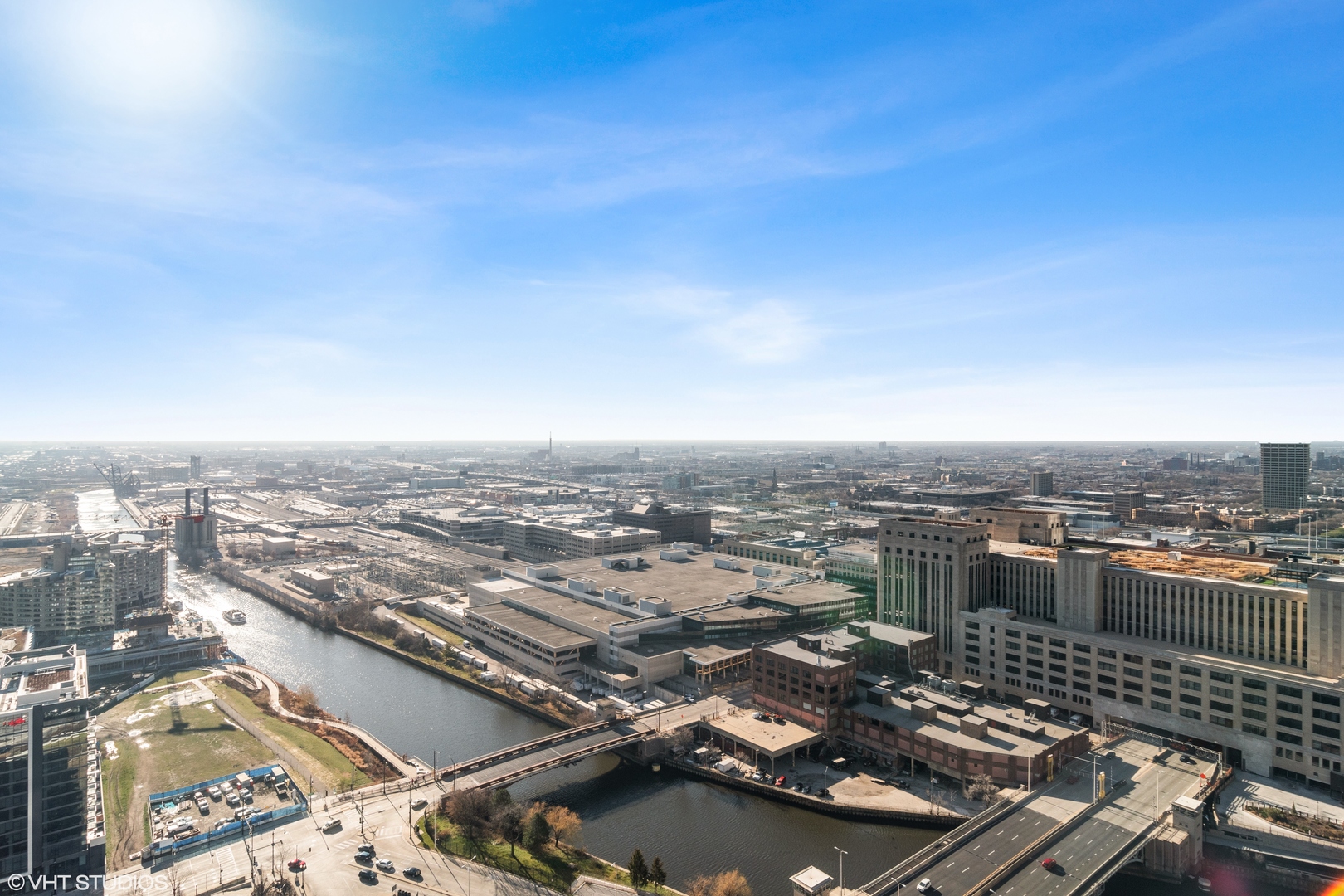 235 West Van Buren Street, Unit 3706 Chicago, IL 60607 - Photo 11 of 13 an aerial view of a city