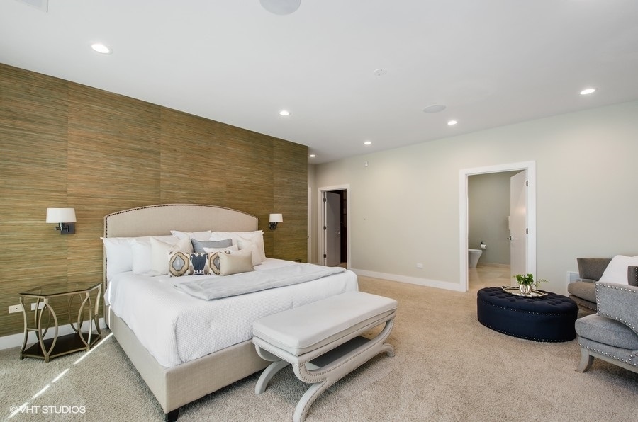 1507 South Prairie Avenue Chicago, IL 60605 - Photo 12 of 25 a bedroom with a bed and a couch