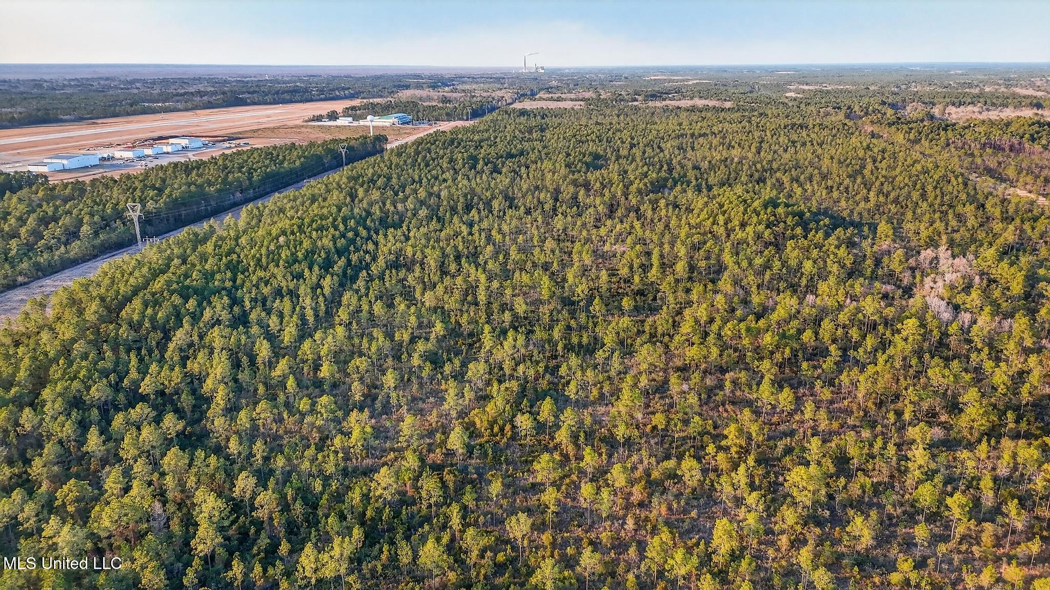 Saracennia Point Moss Point, MS 39563 - Photo 2 of 17 moss point -13