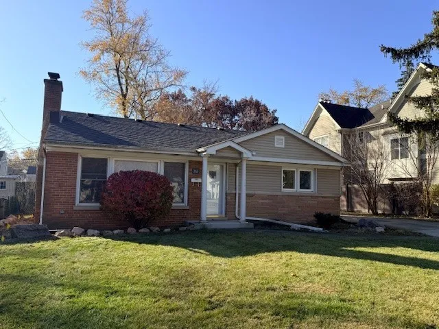 $2,950 | 363 Maple Street, Glen Ellyn, IL 60137