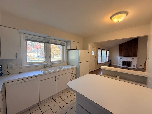 363 Maple Street Glen Ellyn, IL 60137 - Photo 5 of 17 a kitchen with a sink stove and cabinets