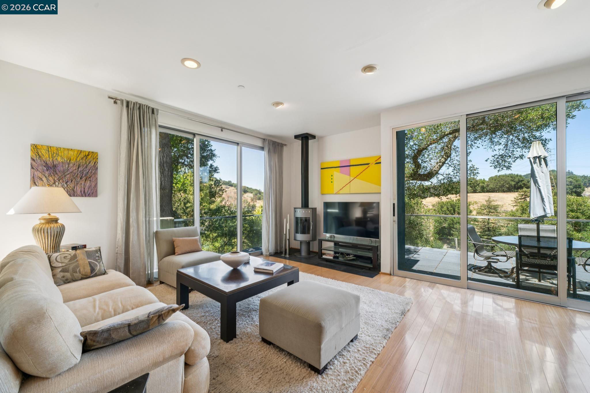 34 Underhill Road Orinda, CA 94563 - Photo 5 of 39