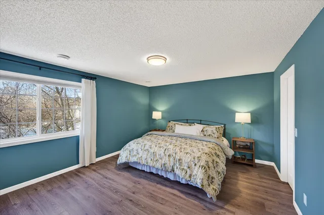 $279,900 | 330 Heritage Trail, Circle Pines, MN 55014