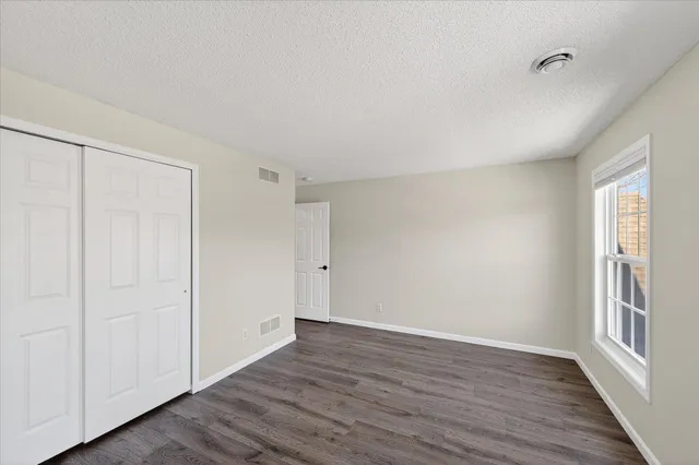 $279,900 | 330 Heritage Trail, Circle Pines, MN 55014