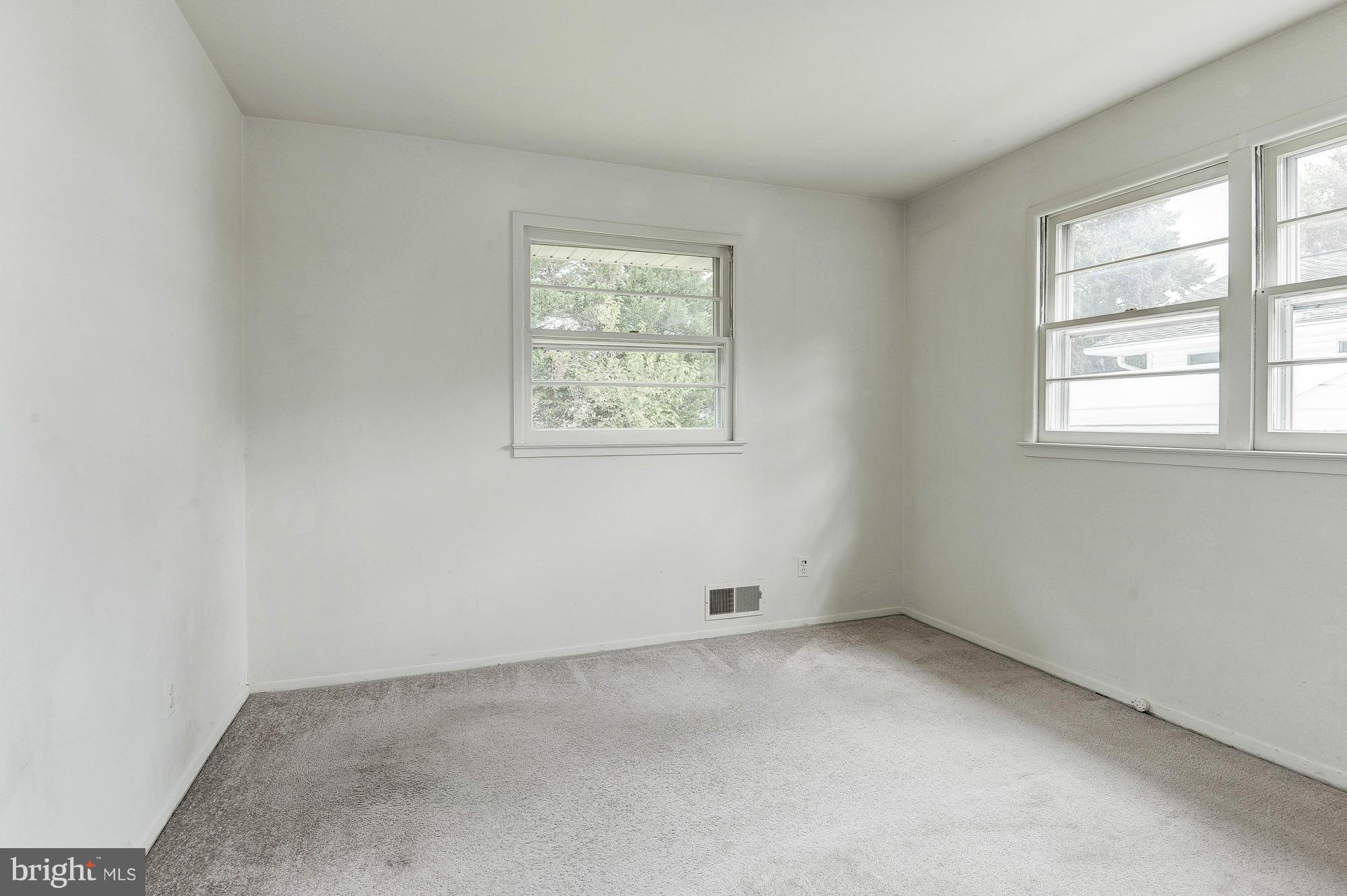 8114 Carrick Lane Springfield, VA 22151 - Photo 16 of 23 Bedroom