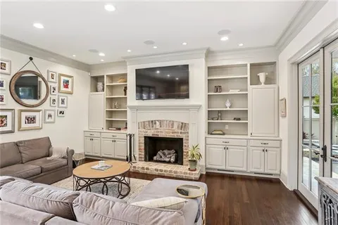 $2,590,000 | 21 Royal Palm Drive, Kenner, LA 70065