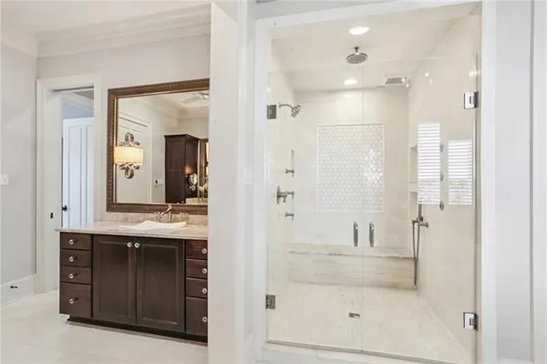 $2,590,000 | 21 Royal Palm Drive, Kenner, LA 70065