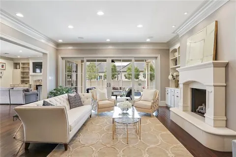 $2,590,000 | 21 Royal Palm Drive, Kenner, LA 70065