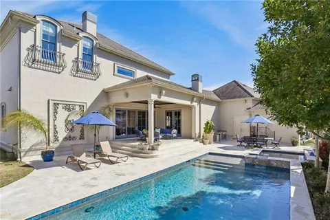 $2,590,000 | 21 Royal Palm Drive, Kenner, LA 70065