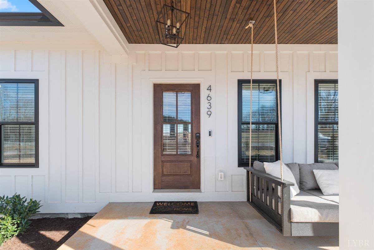 4639 Lowry Road Goode, VA 24556 - Photo 3 of 76