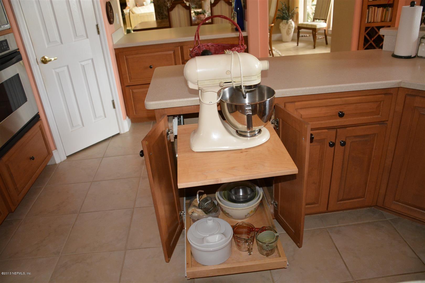 8120 Alderman Road Melrose, FL 32666 - Photo 23 of 35 Many Extras for the Cook in the Family
