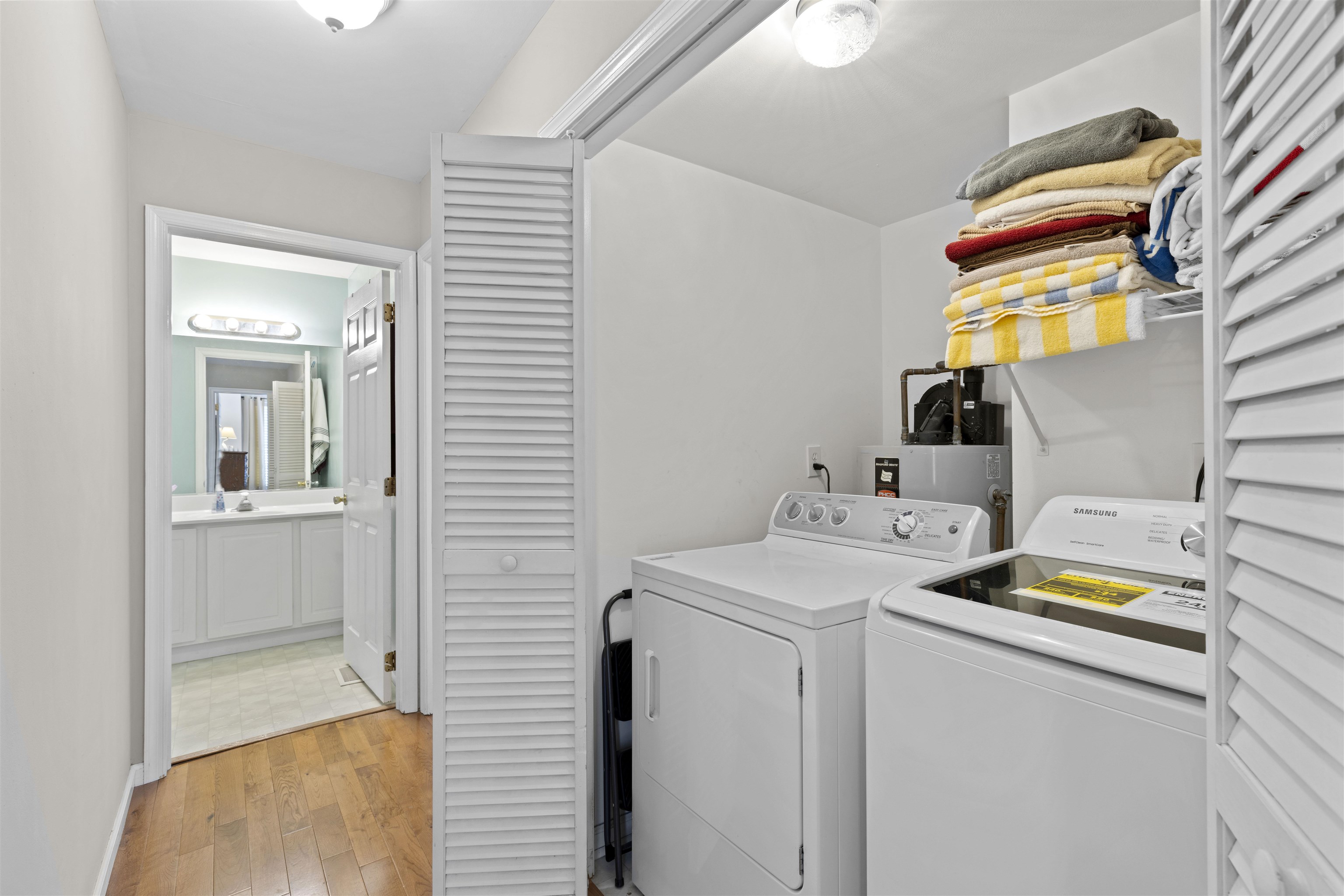 512 West Andrews Avenue, Unit B Wildwood, NJ 08260 - Photo 22 of 25 a view of bathroom