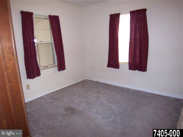 337 Greystone Road York, PA 17402 - Photo 4 of 14 Gallery Image 4