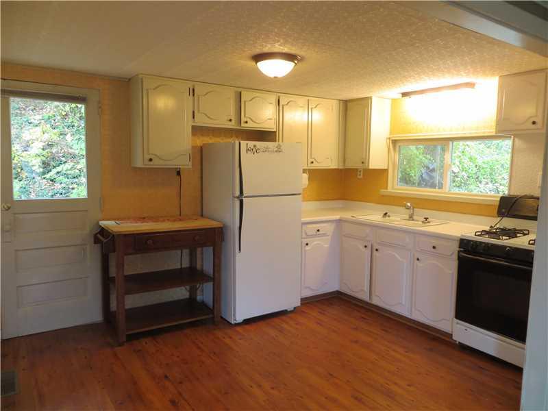 202-204 Foxwood Road Coraopolis, PA 15108 - Photo 5 of 8 Kitchen.