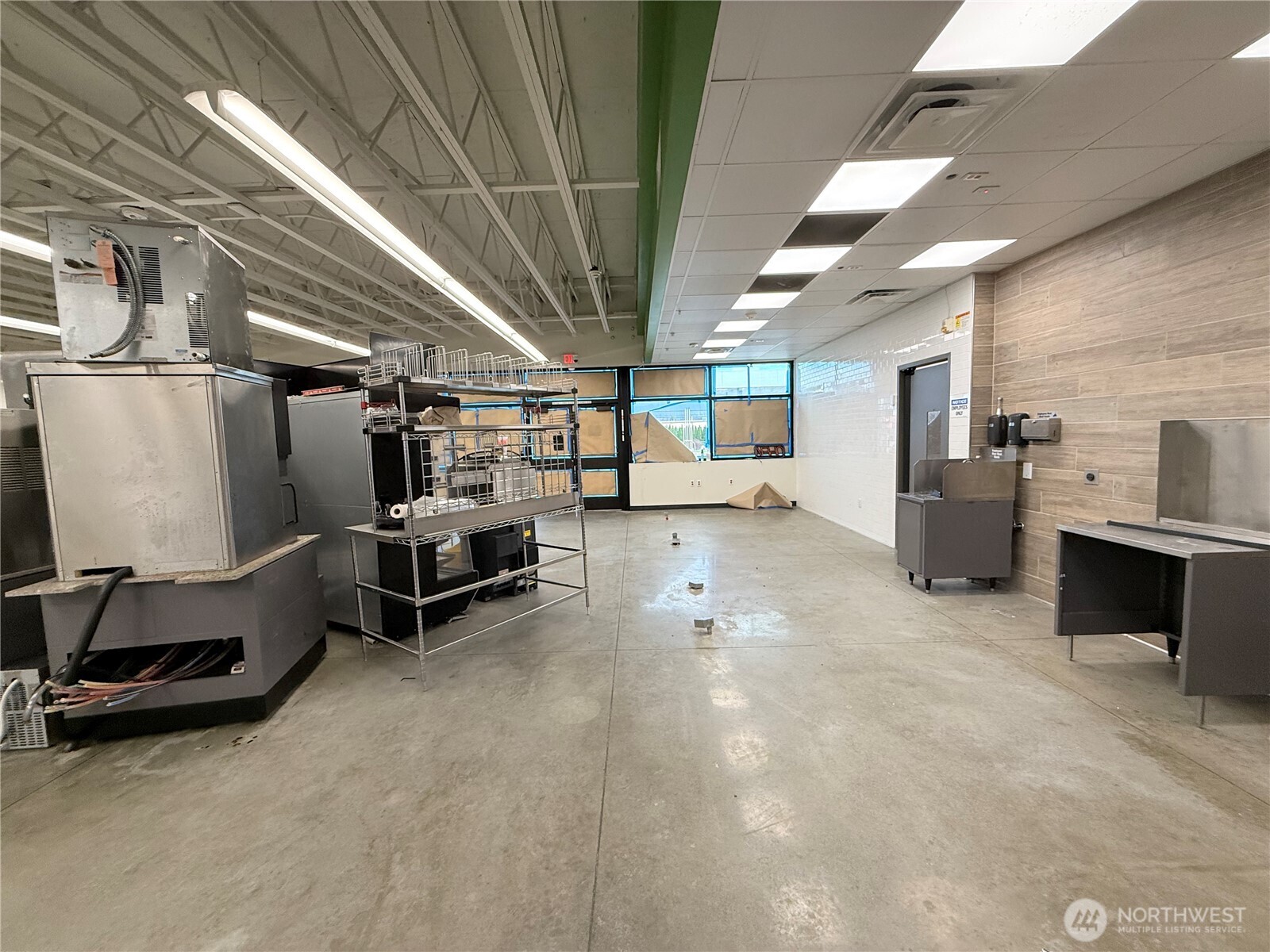 2021 Freeway Drive Mount Vernon, WA 98273 - Photo 16 of 19 a view of a storage & utility room