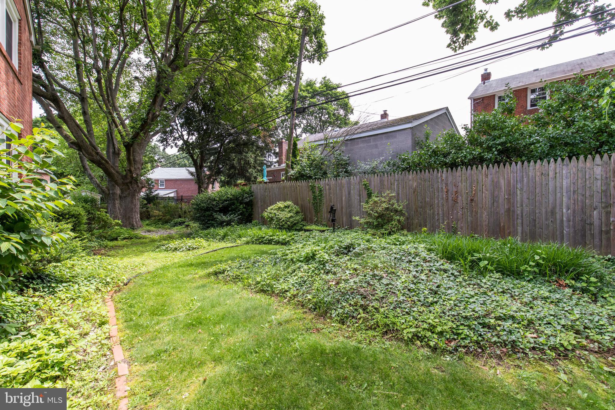 611 Newlin Road Springfield, PA 19064 - Photo 11 of 27 rear of home