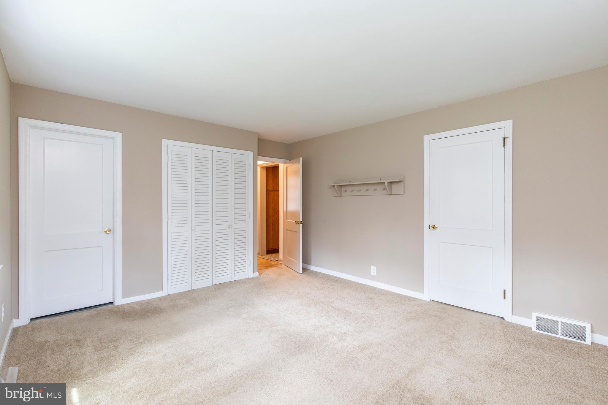 611 Newlin Road Springfield, PA 19064 - Photo 19 of 27 Master bedroom