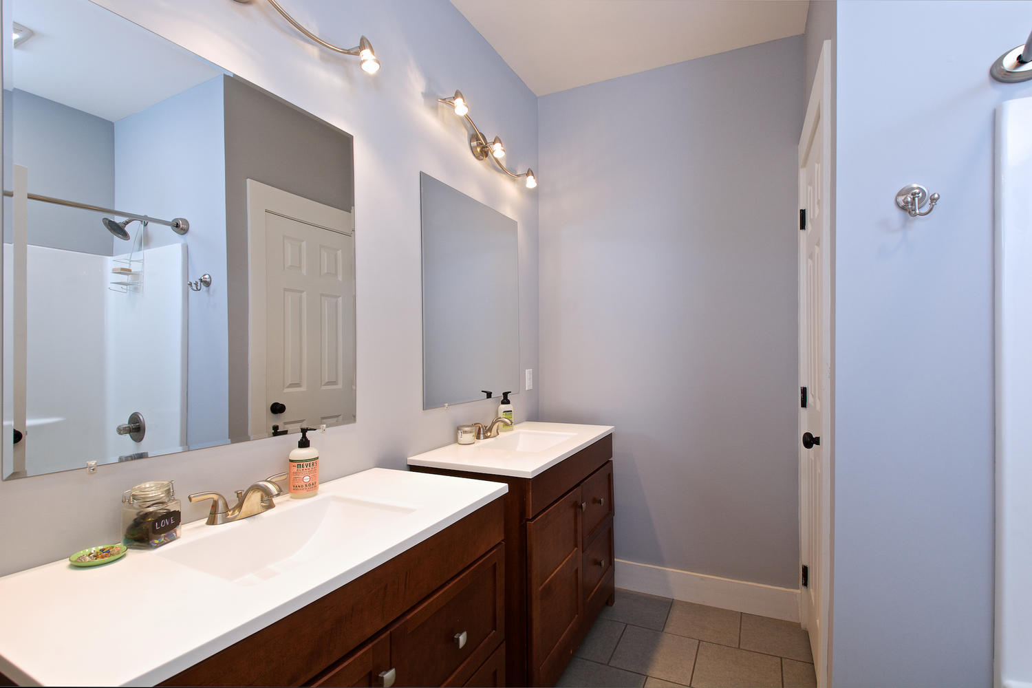 8603 Gable Ridge Lane Chattanooga, TN 37421 - Photo 21 of 25 8603 Gable Ridge Ln-large-021-20-Gable R