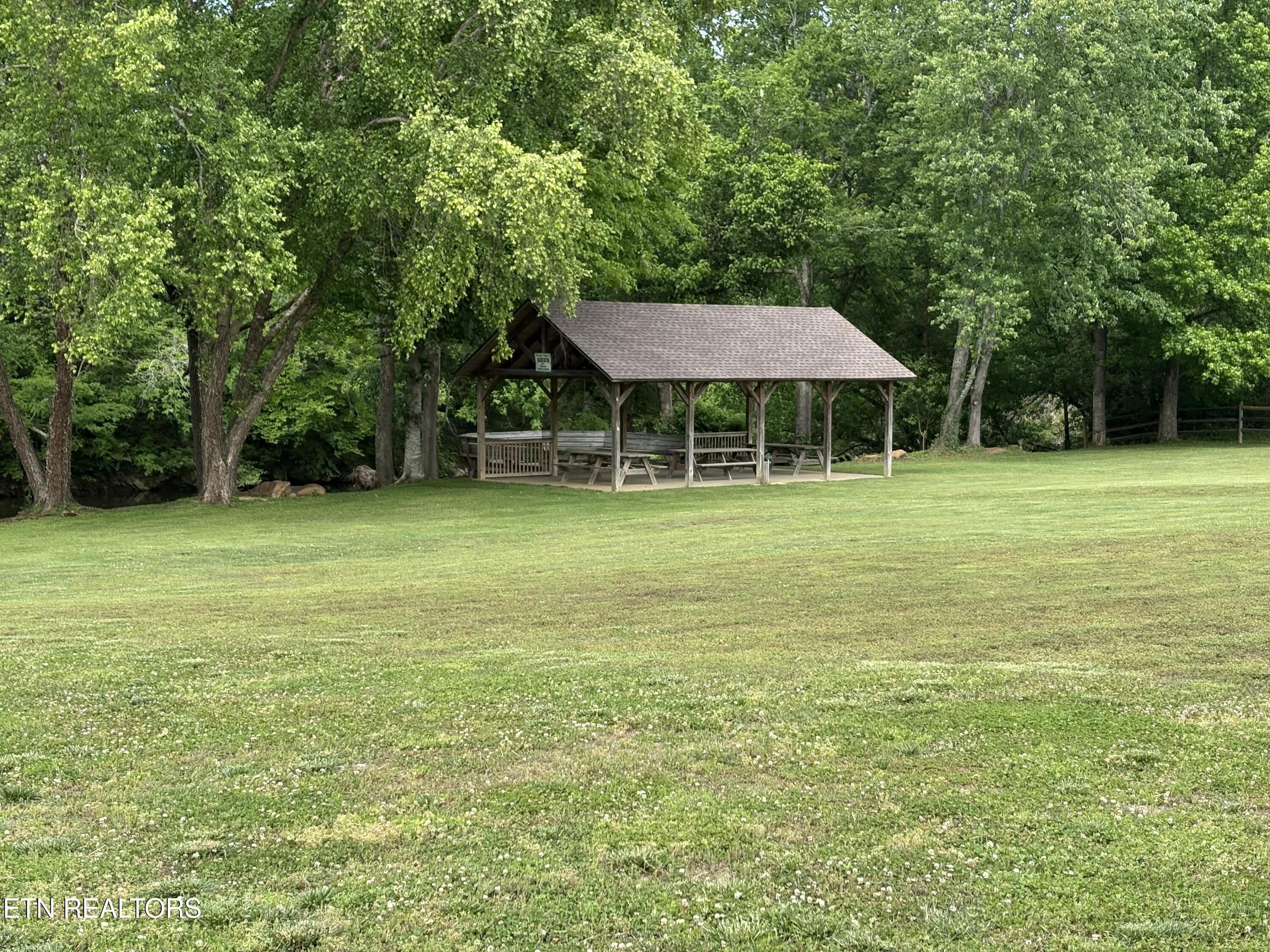 105 Poplar Grove Road Maryville, TN 37804 - Photo 21 of 23 IMG_2036
