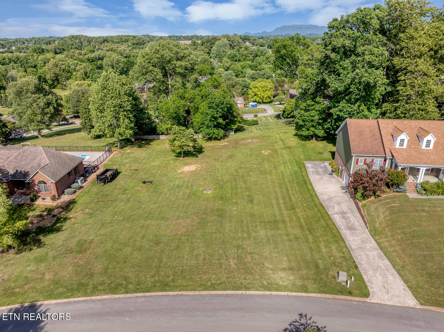 105 Poplar Grove Road Maryville, TN 37804 - Photo 6 of 23 DJI_0370-2