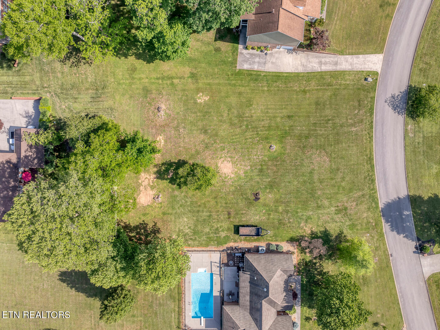 105 Poplar Grove Road Maryville, TN 37804 - Photo 8 of 23 DJI_0379-2