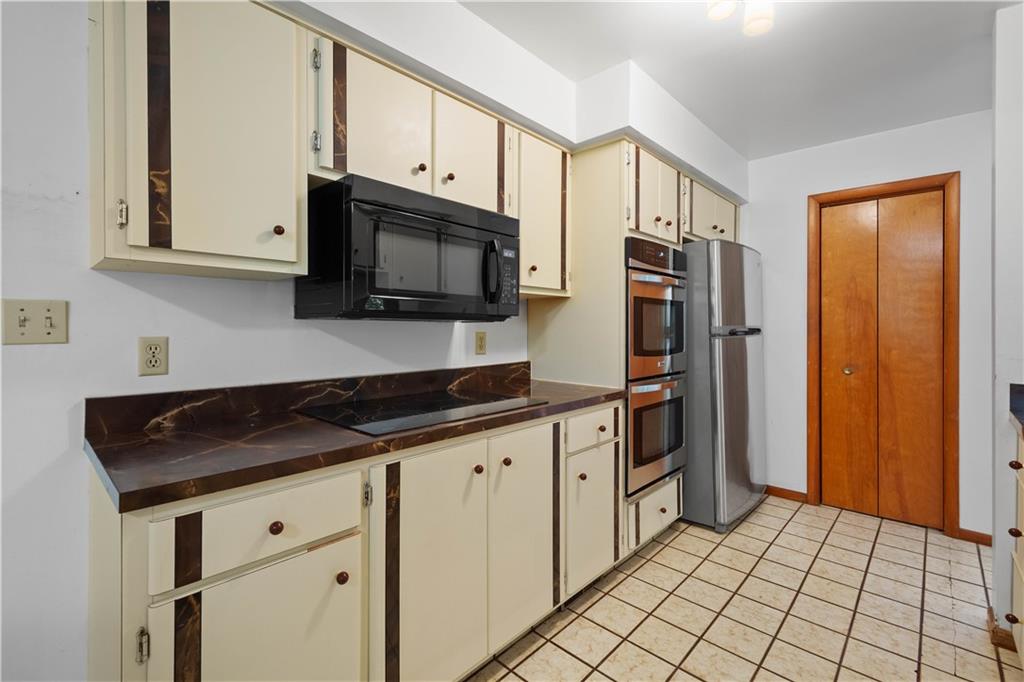 6 King Road McDonald, PA 15057 - Photo 12 of 35