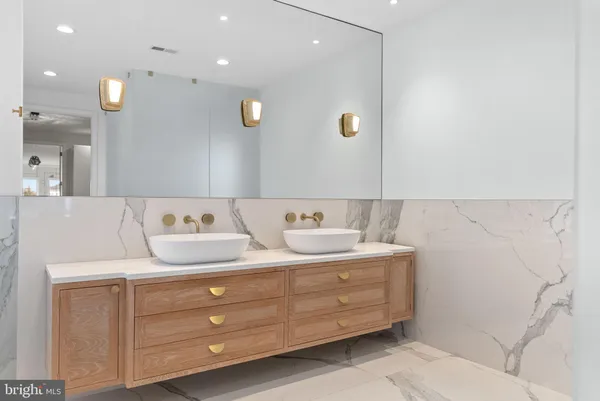 $3,495,000 | 3 Cumberland Circle, Ivyland, PA 18974