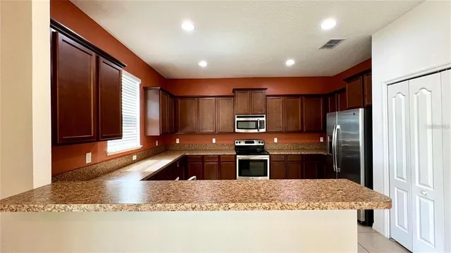 $2,400 | 3721 Maidencain Street, Clermont, FL 34714